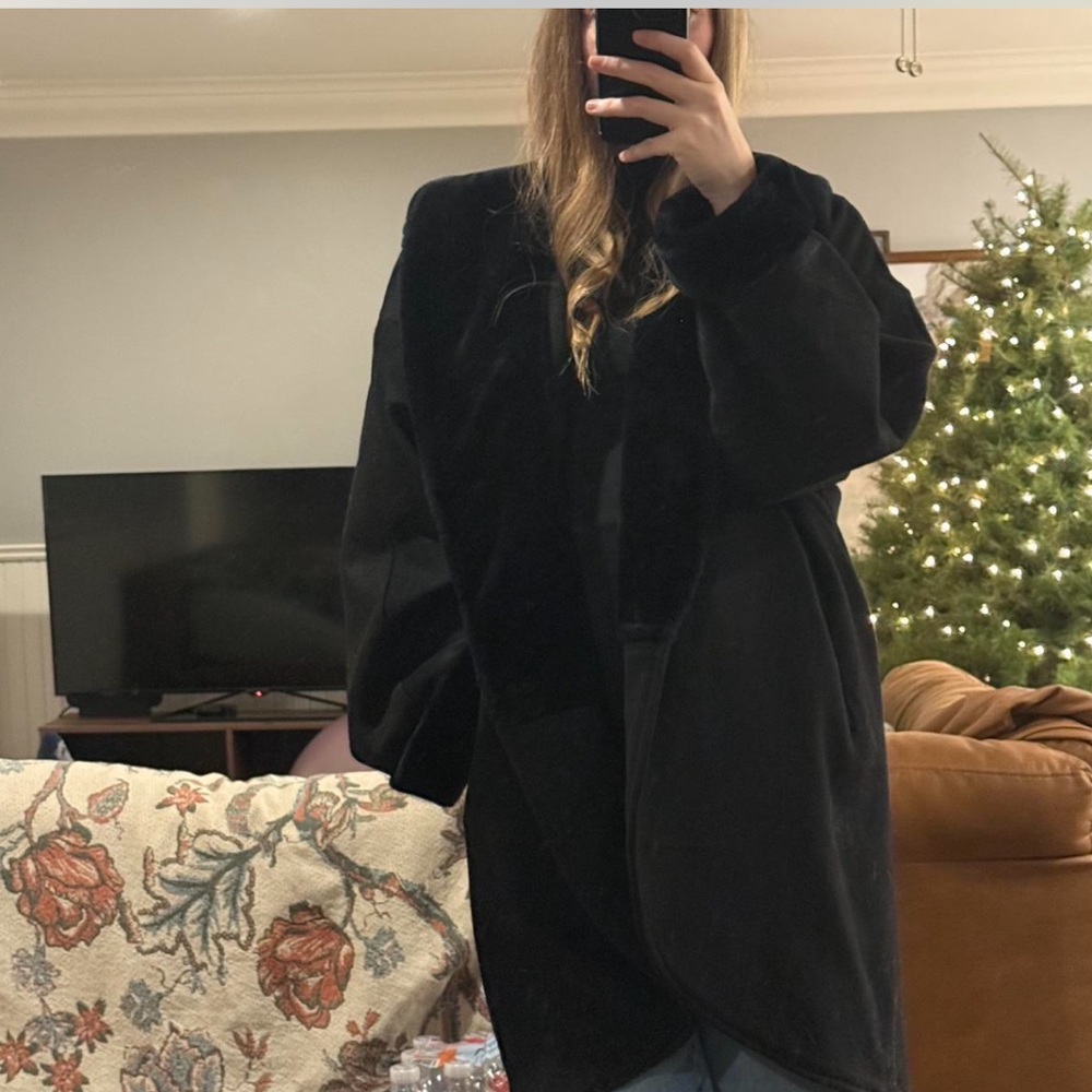Vintage Express 100% wool Black Women's Coat, Large